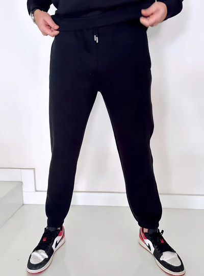 The Relaxed Sweatpants In Black